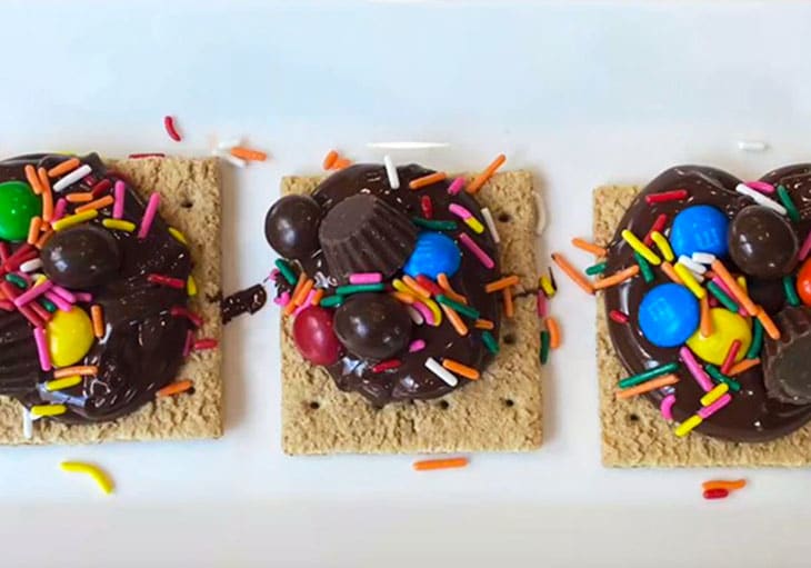 Chocolate Graham Cracker Snack Recipe